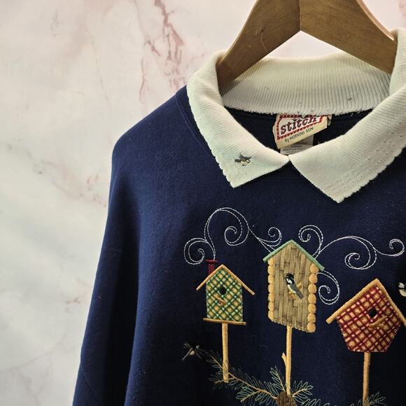Vintage Sweatshirt Womens XL Navy Double Collar Granny Bird Chickadee Pinecone - Picture 2 of 12